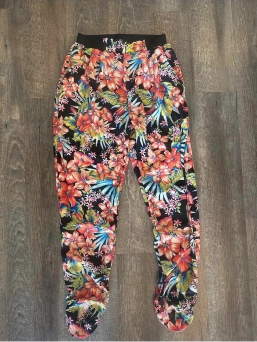 NWOT Floral Print Black Joggers - Women's Joggers/Harem Pants
